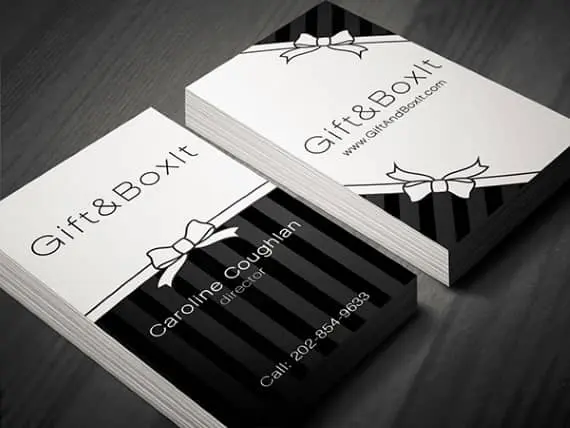 martina obertova vertical business card