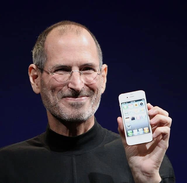 Steve Jobs introducing iPhone with storytelling